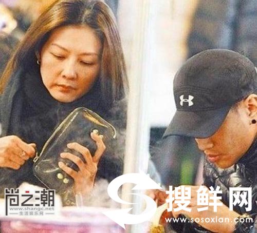 何润东女友是谁感情史回顾 peggy身份曝光曾做专柜小姐