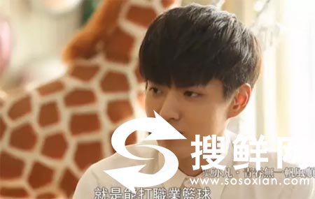 吴亦凡身高体重年龄是多少？ 吴亦凡参加NBA明星赛因篮球水平高