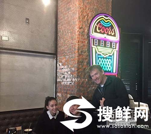 昆凌弟弟是谁叫什么名字？ 昆凌弟弟照片真实家庭背景揭秘_sosoxian.com