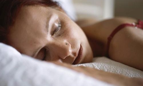 睡觉流口水是怎么回事 5种睡觉流口水的原因尽早注意