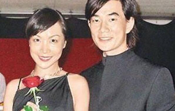 任贤齐演唱会求婚结束17年爱情长跑 任贤齐老婆个人资料比张柏芝美