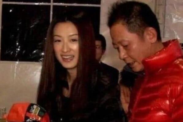 王志文老婆简介照片流出 王志文情史江珊是前妻吗为何离婚