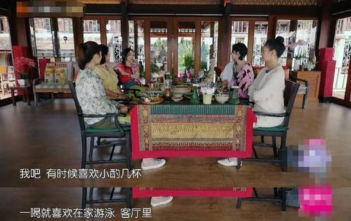 最近霍思燕杜江参加综艺妻子的浪漫旅行第二季经常爆料一些两人的相处趣事，