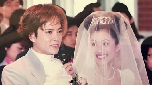 梁小冰与老公陈嘉辉结婚20周年晒照纪念 梁小冰祝英台经典回忆太美了
