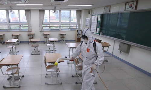 韩教师去夜店致6名学生感染