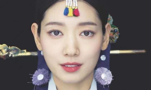 韩国女演员朴信惠婚礼后更新社交动态 首度晒出韩国传统婚服照